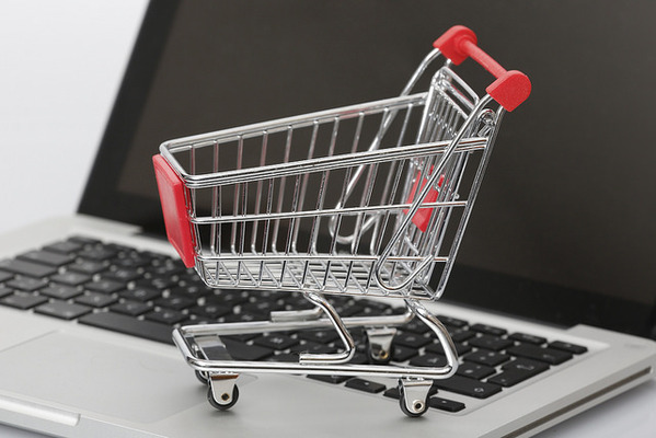 3 Reasons Why You Should Be Very Cautious When Shopping Online